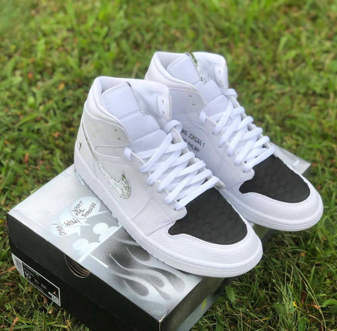 Nike Jordan 1 Python black and silver